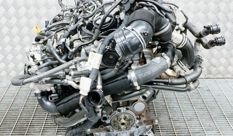 Skoda Superb engine CRLB 110KW voll