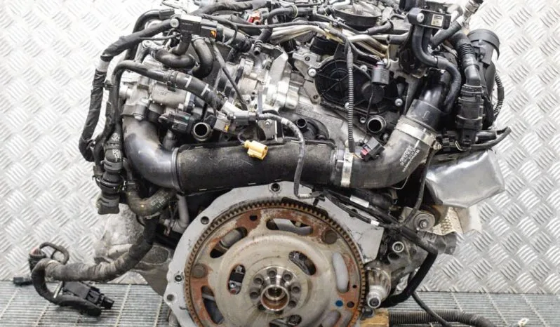 Audi A4 engine DEUA 110kW lleno
