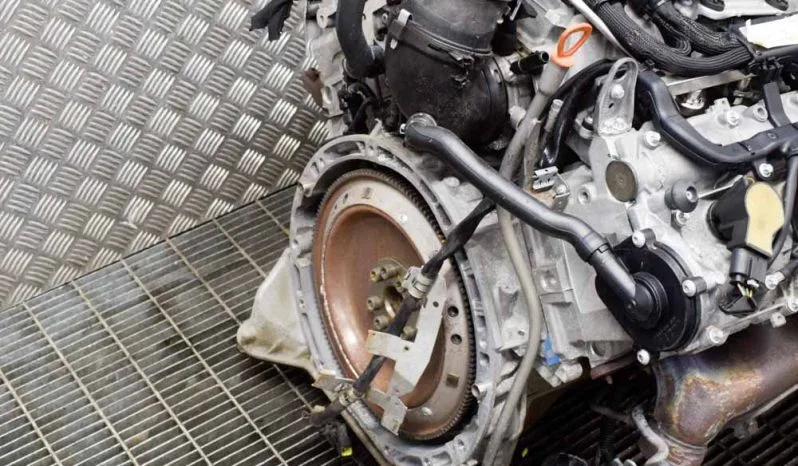 MERCEDES-BENZ E W212 used engine 285 kW 2009 lleno