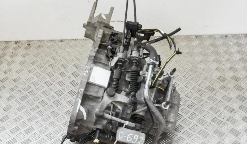 Mitsubishi Lancer VIII manual gearbox 8H5 1.8 L 85kW lleno