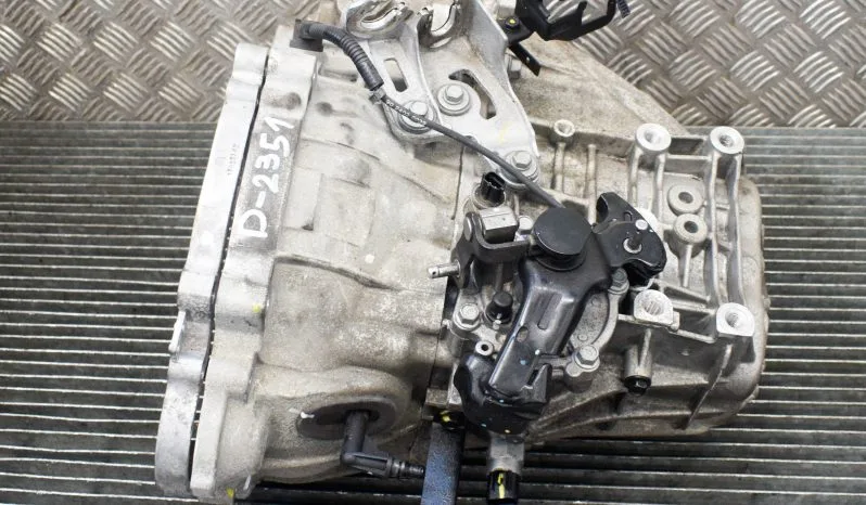 Hyundai Tucson manual gearbox M56CF3 1.7 L lleno