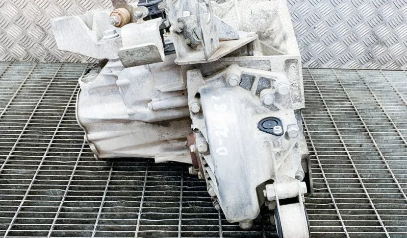 Peugeot Boxer manual gearbox BVM6 2.2 L 81kW voll