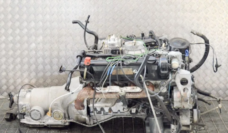 Mercedes-Benz SL (R107) engine 117.967 169kW lleno