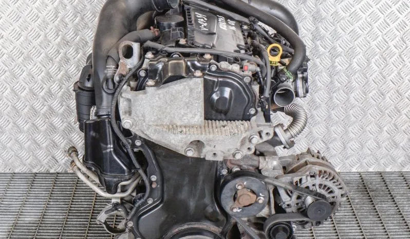 Renault Master III engine M9T 676 74kW voll