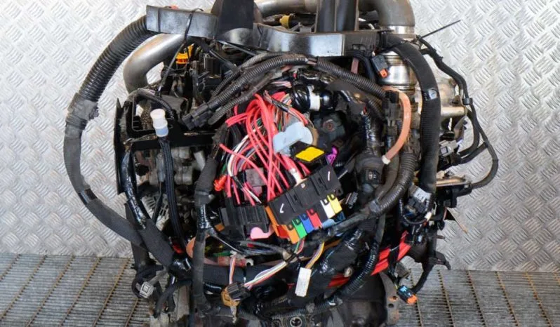 Renault Master III engine M9T 702 100kW pieno