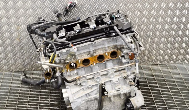 Toyota Prius engine 2ZR-FXE 90kW voll