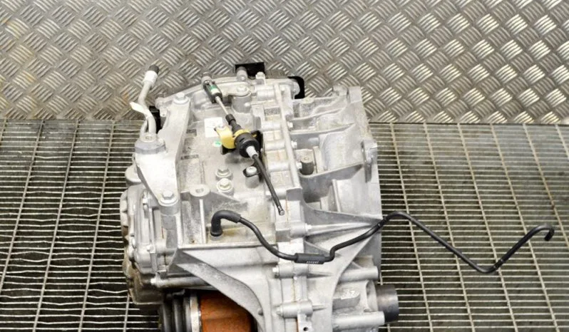 Ford Kuga II automatic gearbox FV4R-7000-AC 2.0 L 110kW pieno