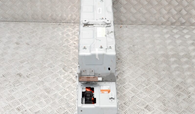 TOYOTA PRIUS PLUS _W4_ battery hatchback full