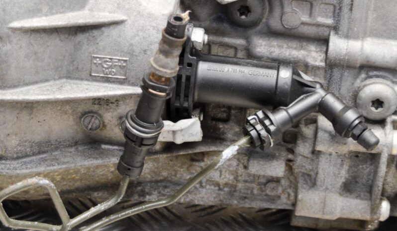BMW 3.0E+90 gearbox sedan 130 kW full