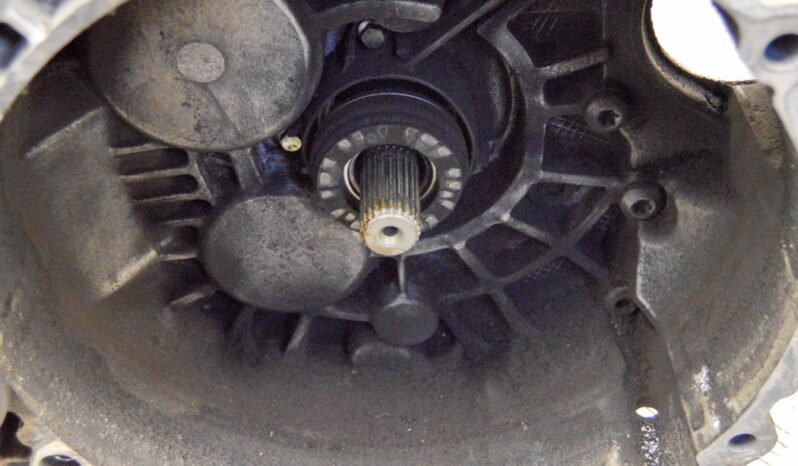 SKODA SUPERB II Estate 3T5 gearbox 125 kW 2015 full