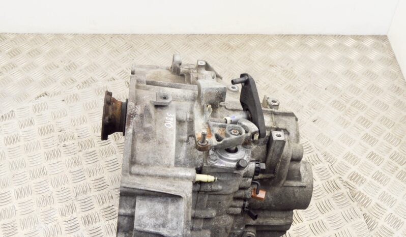 VW PASSAT Variant B7 365 gearbox 103 kW 2010 full