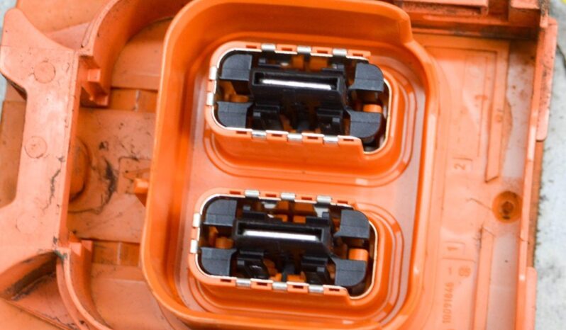 BMW 3 F30, F80 battery  2016 pieno