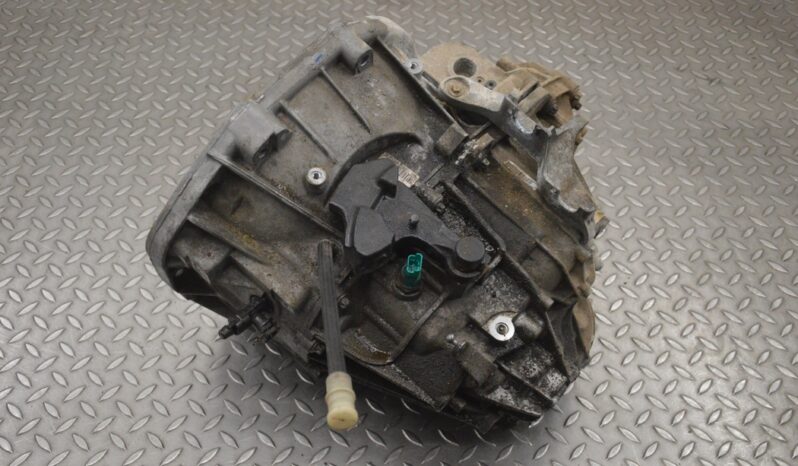 RENAULT TRAFIC III Minibus / passenger JG_ gearbox 88 kW 2021 full