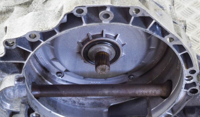 AUDI A4 8K2, B8 gearbox 130 kW 2013 pieno