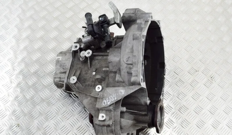 SKODA KAROQ NU7 gearbox 85 kW 2020 full