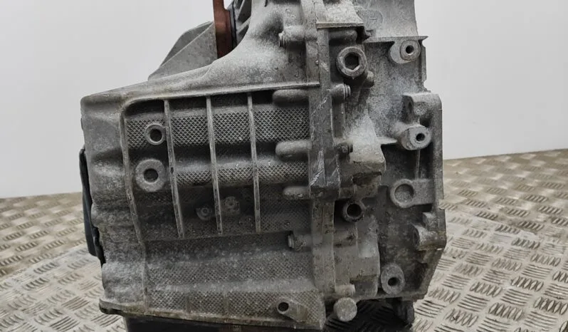 VW PASSAT Variant B7 365 gearbox 130 kW 2014 full