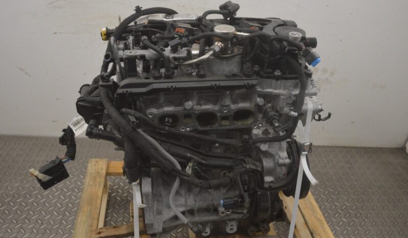 PEUGEOT 3008 SUV used engine 96 kW 2022 lleno