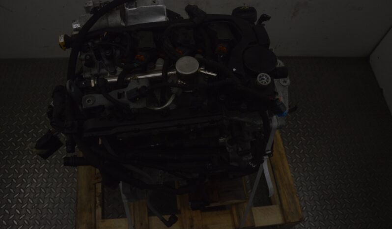 PEUGEOT 3008 SUV used engine 96 kW 2022 lleno