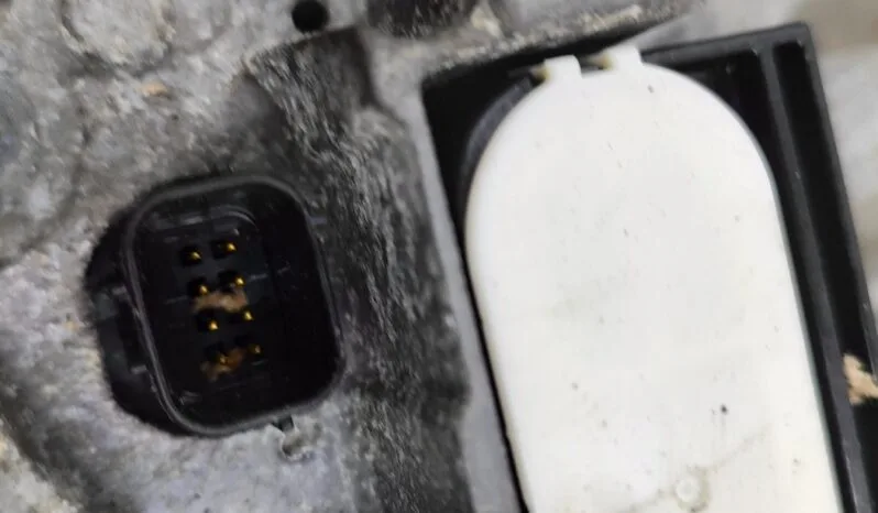 TOYOTA AURIS _E18_ gearbox 73 kW 2013 pieno