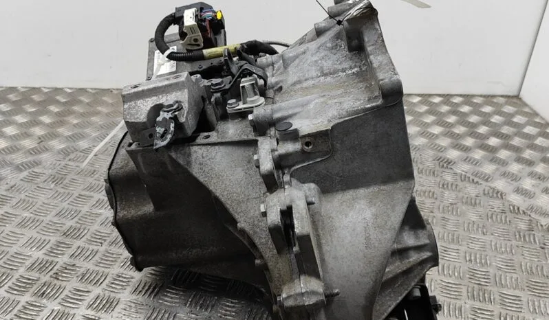 CITROËN C4 CACTUS gearbox 73 kW 2016 pieno