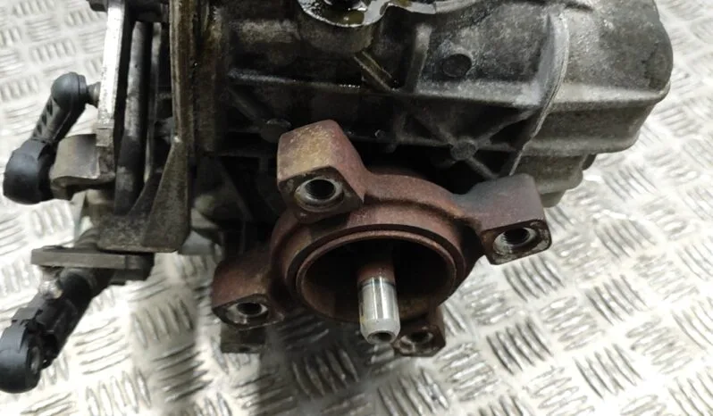 VW CRAFTER 30-50 Furgon 2E_ gearbox 100 kW 2016 full
