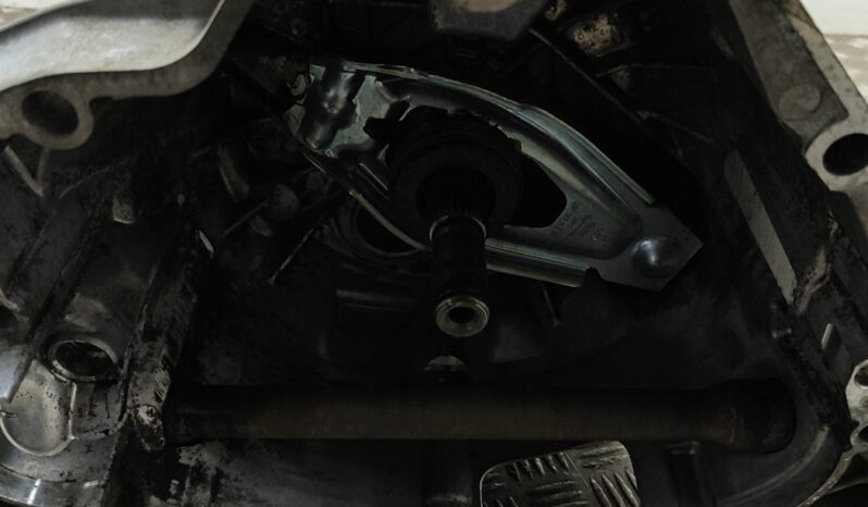 AUDI Q5 8R gearbox 105 kW 2011 lleno