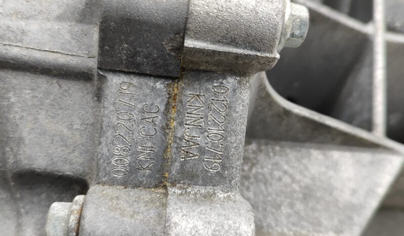 RENAULT TRAFIC II Minibus / passenger JL gearbox 84 kW 2019 full