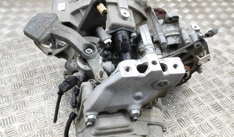 VW TOURAN 1T3 gearbox 77 kW 2013 full