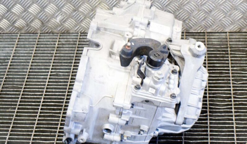 VOLVO V40 Hatchback gearbox 130 kW 2014 full