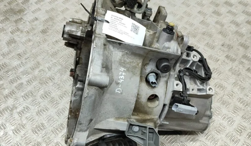 OPEL CORSA F gearbox 74 kW 2021 lleno
