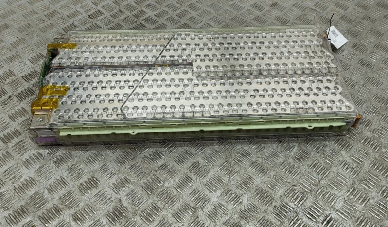 TESLA MODEL S battery hatchback lleno