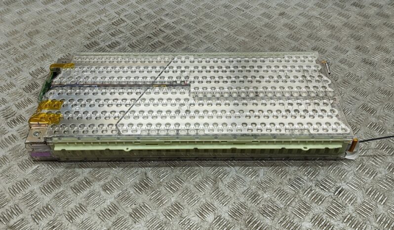 TESLA MODEL S battery hatchback lleno