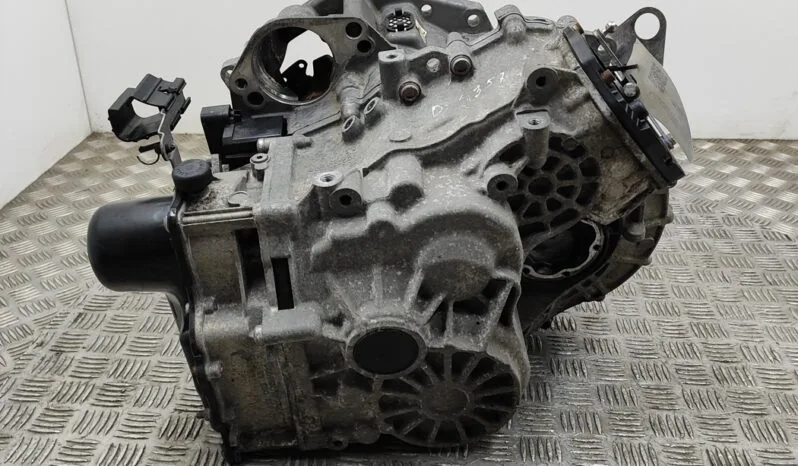 SKODA SUPERB III 3V3 gearbox 88 kW 2017 full