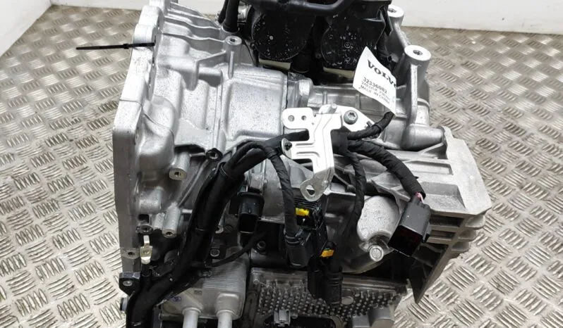 VOLVO XC40 536 gearbox 145 kW 2023 full