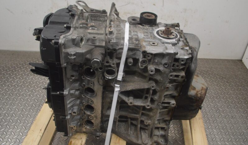 BMW 3.00E+90 used engine sedan 125 kW lleno