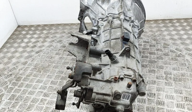IVECO DAILY VI Box gearbox 107 kW 2014 pieno