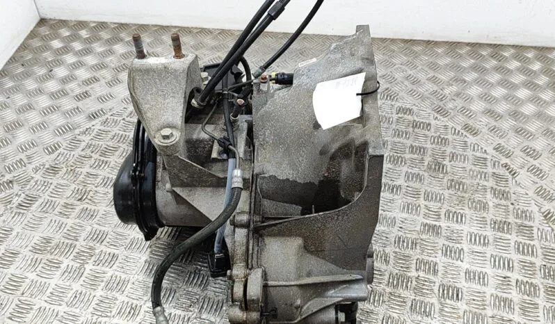 FORD TRANSIT COURIER Kombi gearbox 70 kW 2014 full