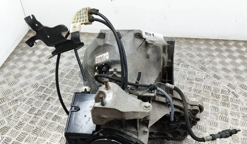 FORD TRANSIT COURIER Kombi gearbox 70 kW 2014 full