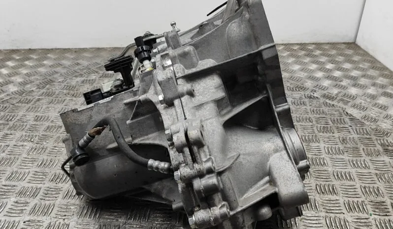 FORD FIESTA VII gearbox 92 kW 2017 pieno