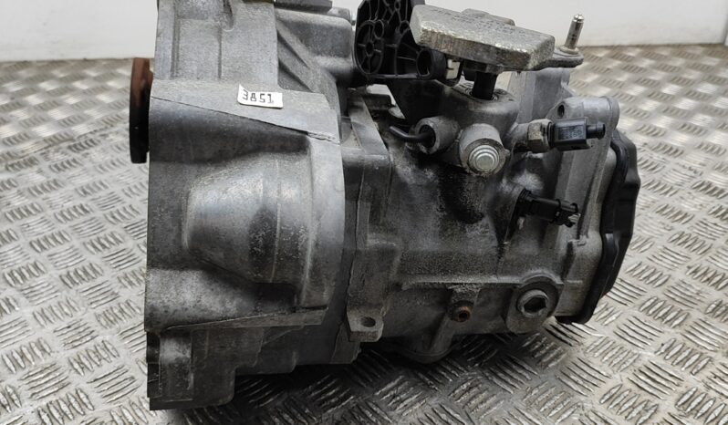 VW GOLF VII 5G1, BQ1, BE1, BE2 gearbox hatchback 77 kW full