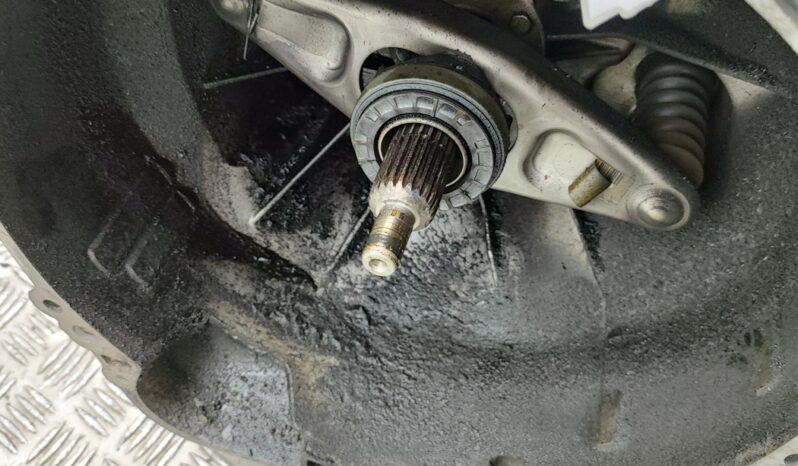 BMW 1.0E+87 gearbox 85 kW 2010 lleno