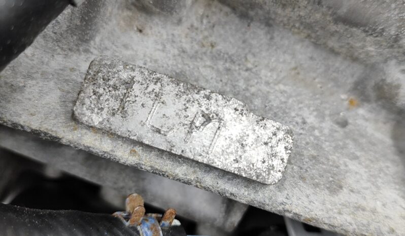 TOYOTA YARIS _P13_ gearbox 55 kW 2012 lleno