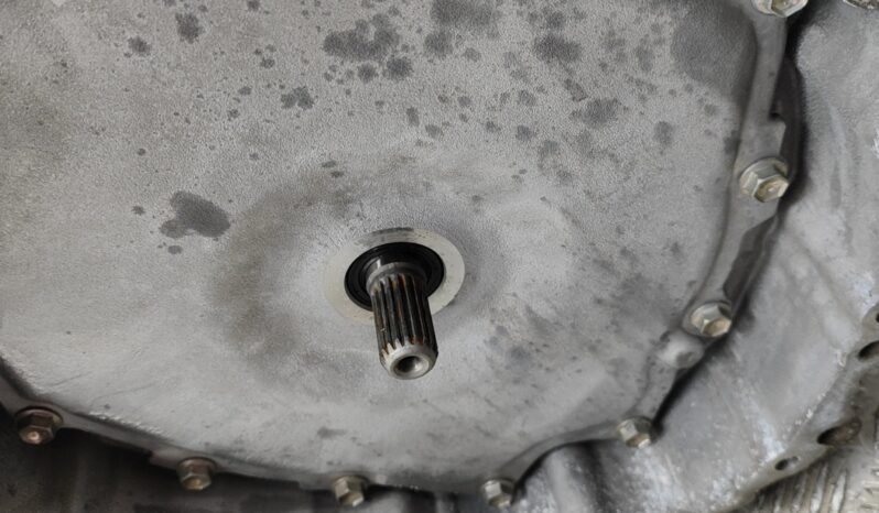 TOYOTA YARIS _P13_ gearbox 55 kW 2012 lleno