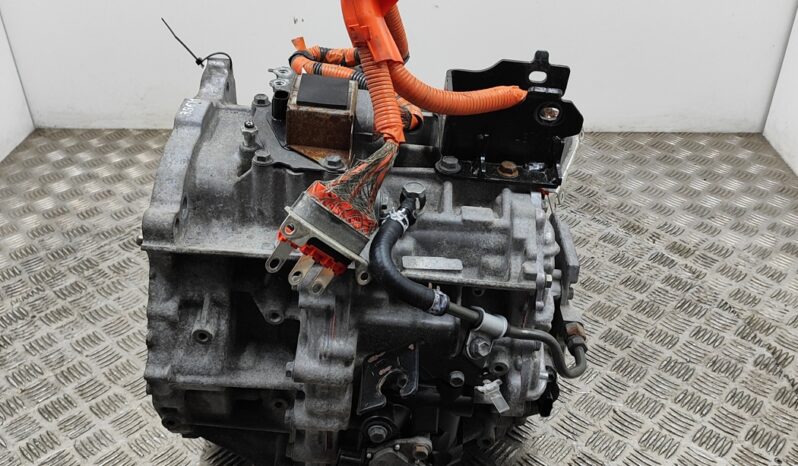 TOYOTA YARIS _P13_ gearbox 55 kW 2012 lleno
