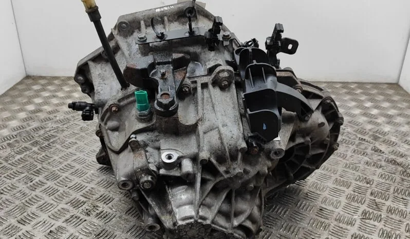 OPEL VIVARO Furgon gearbox 85 kW 2015 full