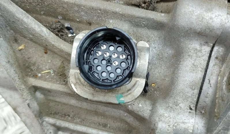 VOLVO XC40 536 gearbox 140 kW 2023 lleno