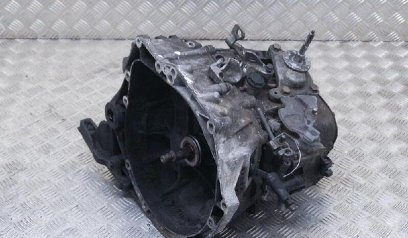 PEUGEOT 5008 gearbox 82 kW 2013 lleno