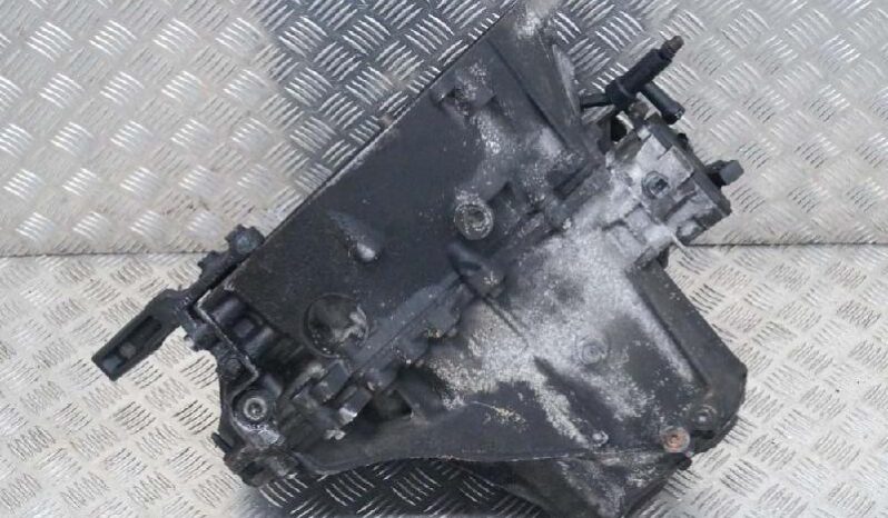 PEUGEOT 5008 gearbox 82 kW 2013 lleno